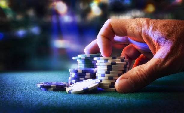 Caribbean Stud Poker table layout showing player positions and dealer area